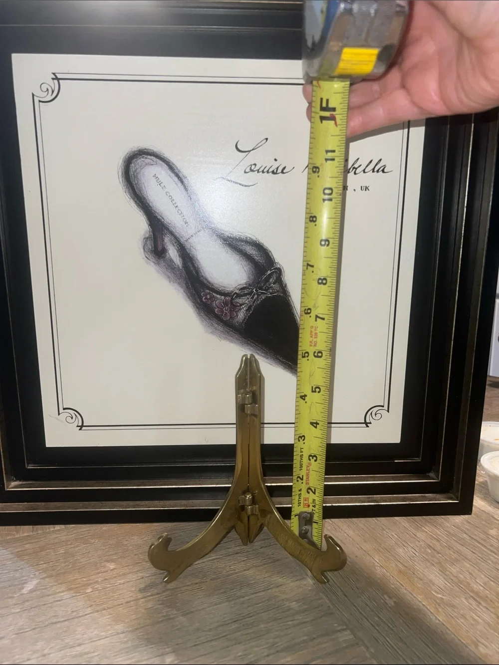 Brass Display Easel Stand for Wall Decor - Gold